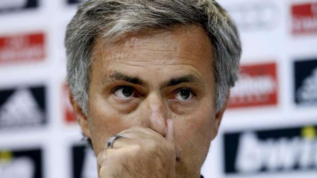 Real Madrid Le Drôle De Personnage José Mourinho Affiche Son Mal être 