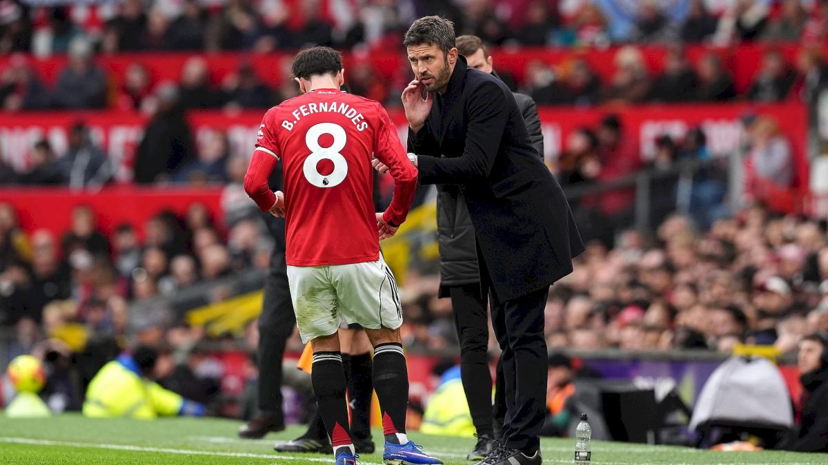 Manchester United : Michael Carrick fait débat malgré ses débuts exceptionnels !