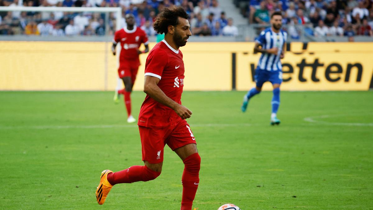 محمد صلاح لن ينتقل إلى الاتحاد السعودي هذا الصيف