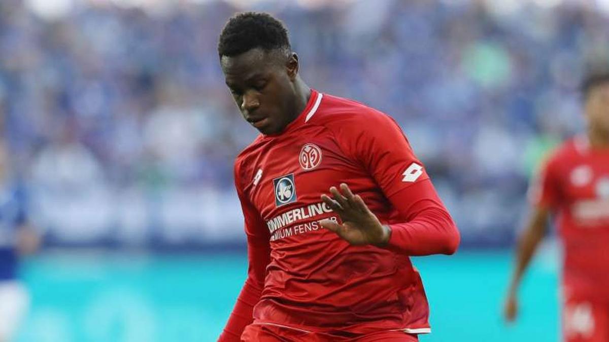 Moussa Niakhaté rejoint Nottingham Forest