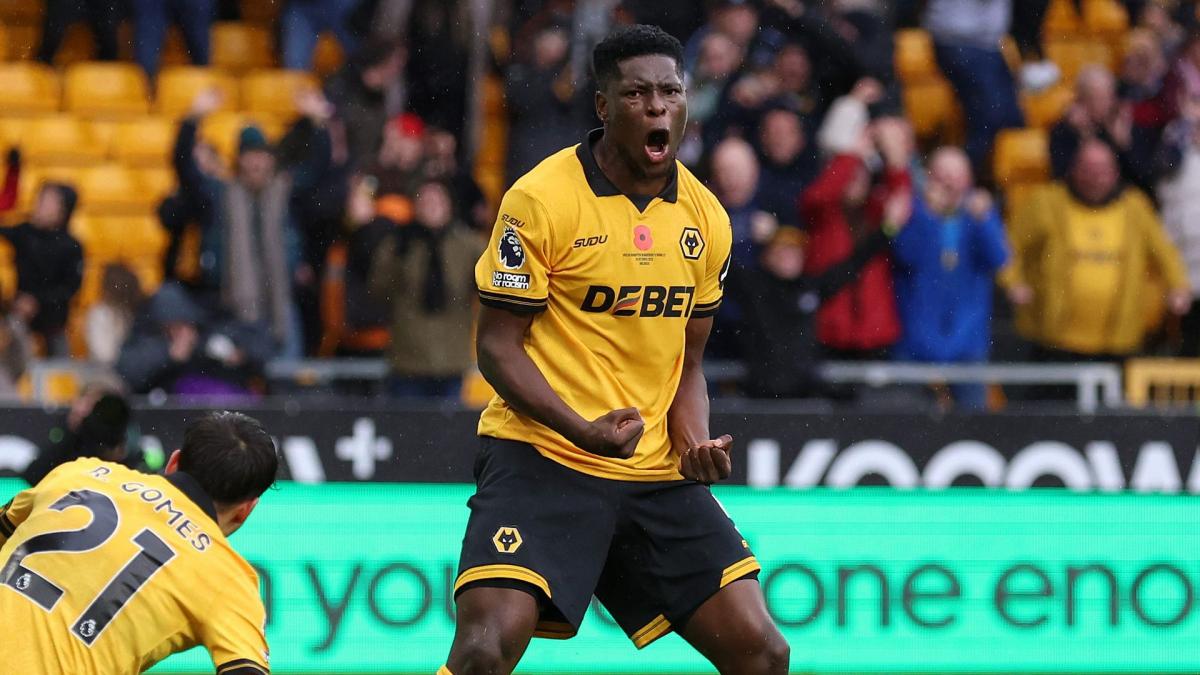 Wolverhampton envoie Marshall Munetsi en prêt au Paris FC