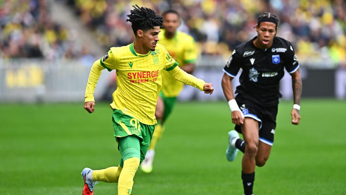 Le FC Nantes prête Yassine Benhattab avec option d’achat à Reims