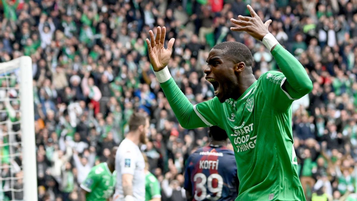 Un ancien joueur de l’ASSE dans le viseur du PSV 