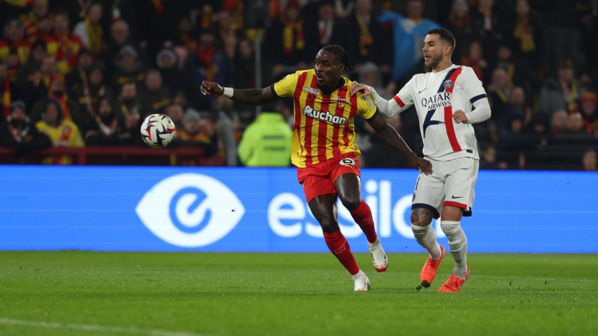 Lens - Rennes: les compositions officielles