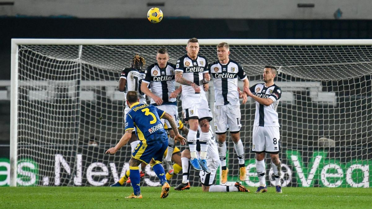 Serie A le Héllas Vérone l'emporte sur Parme
