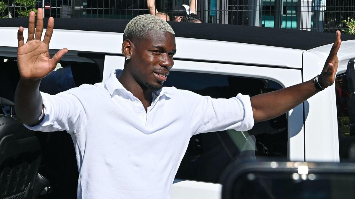 Paul Pogba legt de onderkant van de Juventus-selectie uit