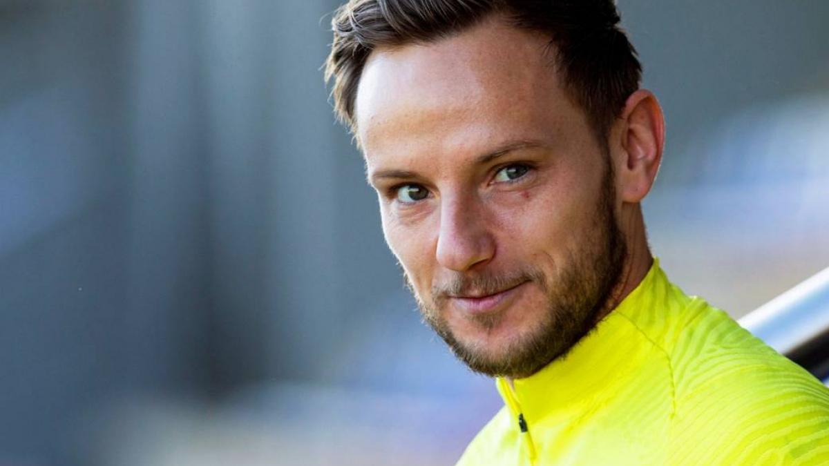 Ivan Rakitic quitte le Barça et revient au Sevilla FC!