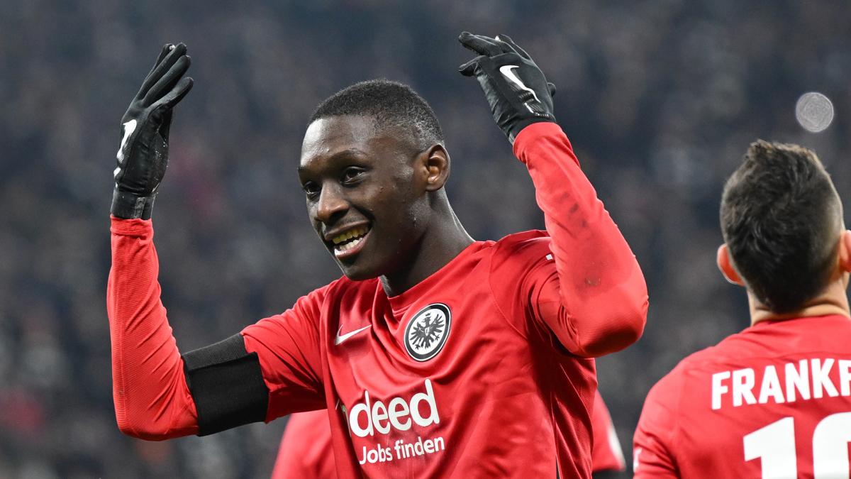 Eintracht Frankfurt claim 9-figure sum for Randal Kolo Muani