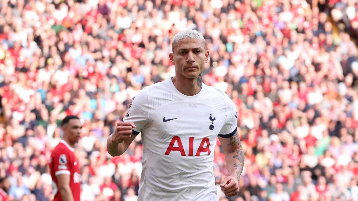 PL : Tottenham en démonstration face à Burnley, Sunderland soigne son retour dans l’élite face à West Ham