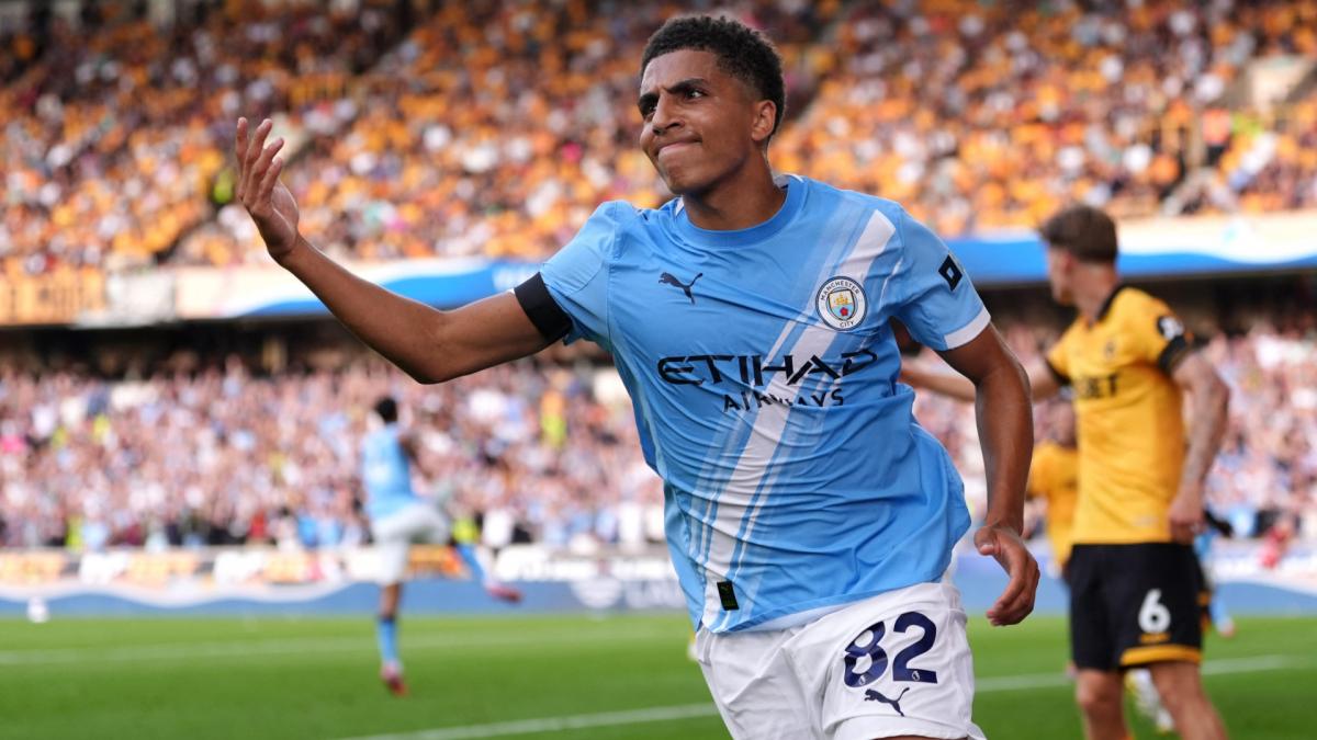 Man City : Rico Lewis prolonge jusqu’en 2030