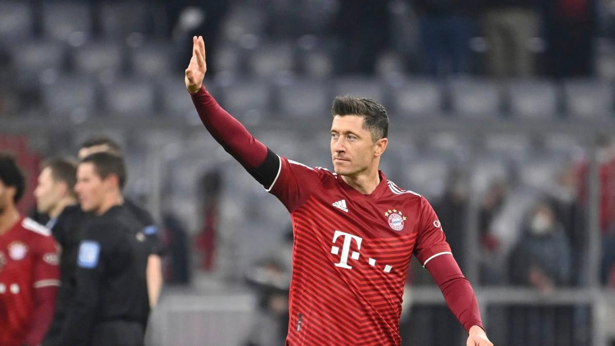 Robert Lewandowski s’est offerto un triplé… de retards