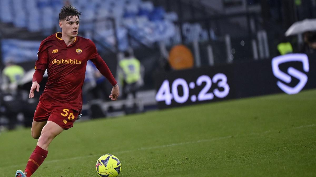 AS Roma unconvincing in Cagliari, Lazio dominate Venice