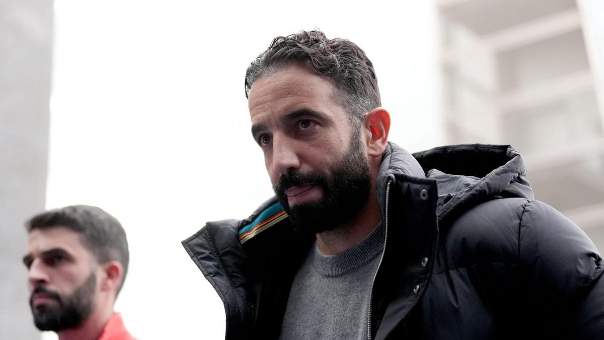 Manchester United vire Ruben Amorim !