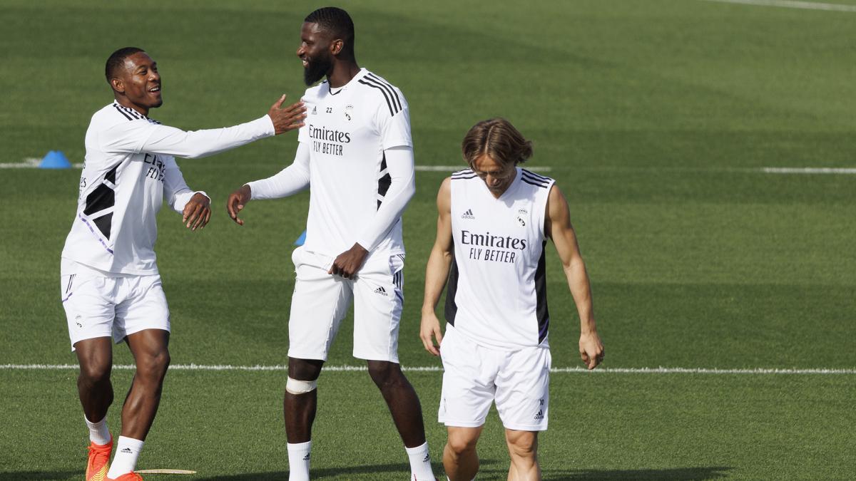 Real Madrid : Carlo Ancelotti rassure pour Rüdiger et Alaba