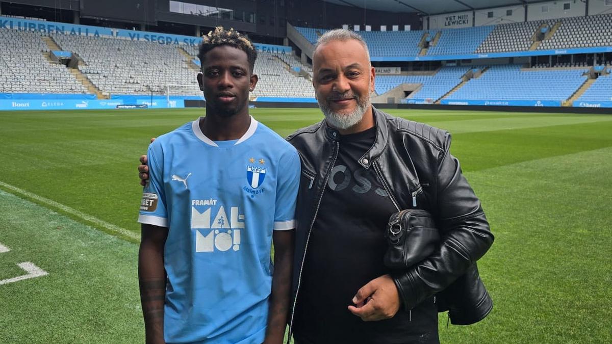 Salifah Soumah signe à Malmö