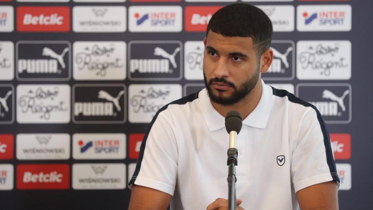 Youssef Aït-Bennasser va signer à Kayserispor