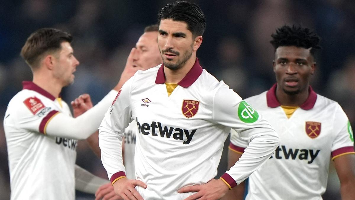 PSG : l’Ajax négocie pour Carlos Soler