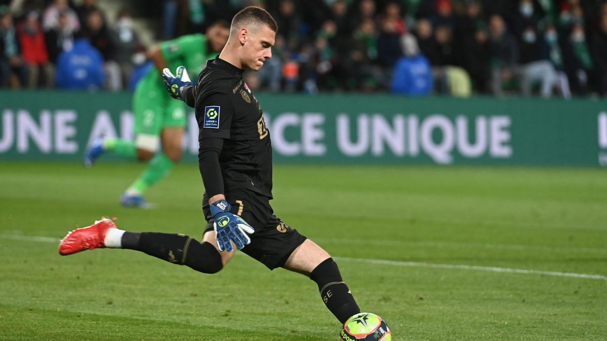 Le RC Strasbourg signe Stefan Bajic