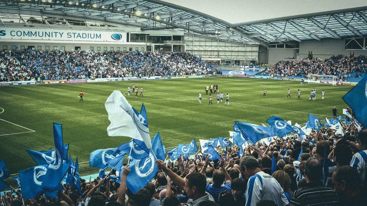 Un supporter de Brighton est décédé pendant le match contre Fulham