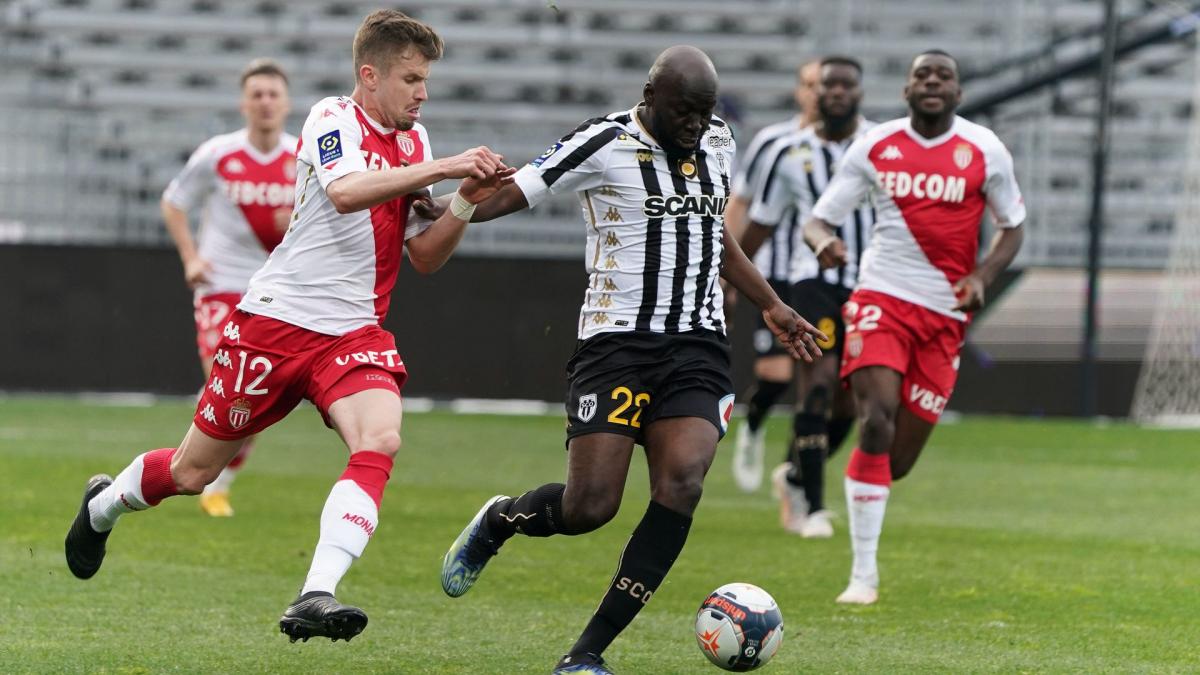Brest veut chiper Sada Thioub à Angers - Vimarsana News