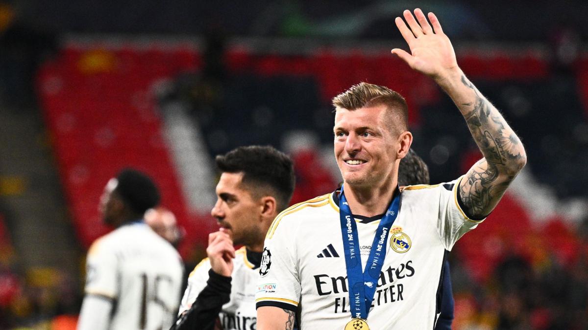 Toni Kroos se paie un joueur du Barça
