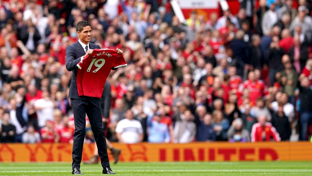 Manchester United : les premiers mots de Raphaël Varane - Vimarsana News