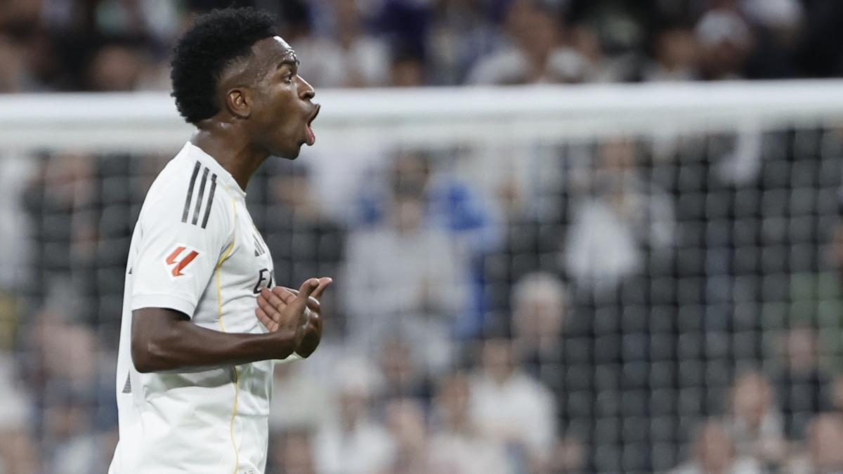 Real Madrid-Barça : Vinicius s’est aussi embrouillé avec Pedri et Ferran Torres