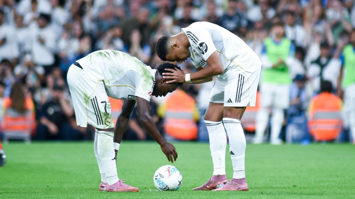  Real Madrid : le comportement de Kylian Mbappé avec Vinicius Jr fait parler