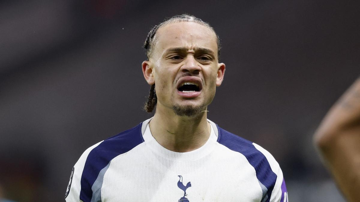 Tottenham : Xavi Simons sort sur civière