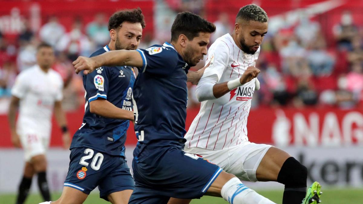 reduced to 10, Sevilla wins against Espanyol - 24hfootnews