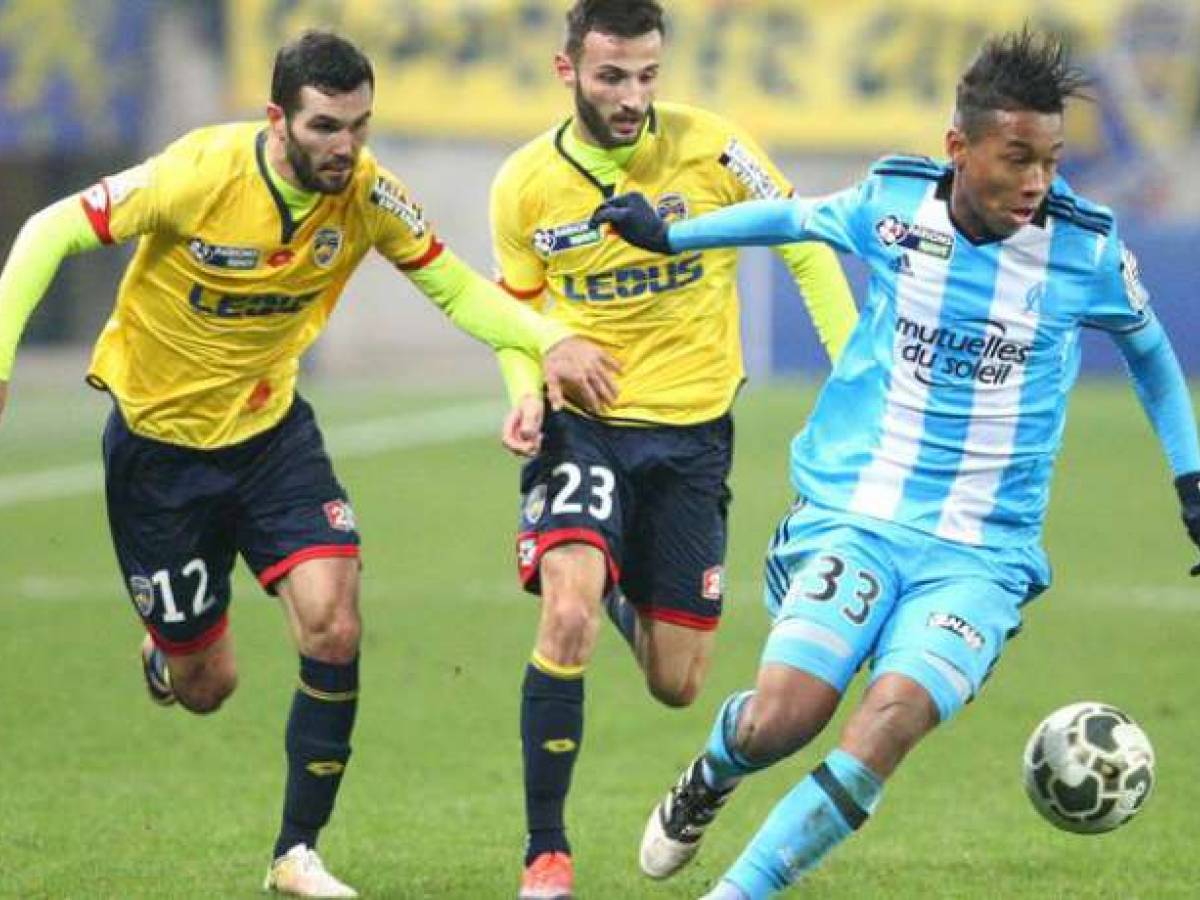 Om La Grande Premiere De Boubacar Kamara