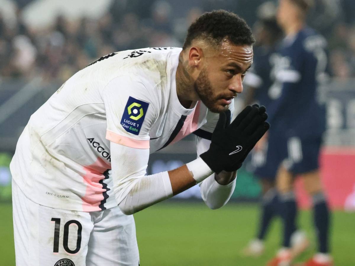 Foot PSG - PSG : Neymar a la classe XXL, il fait le cadeau de sa