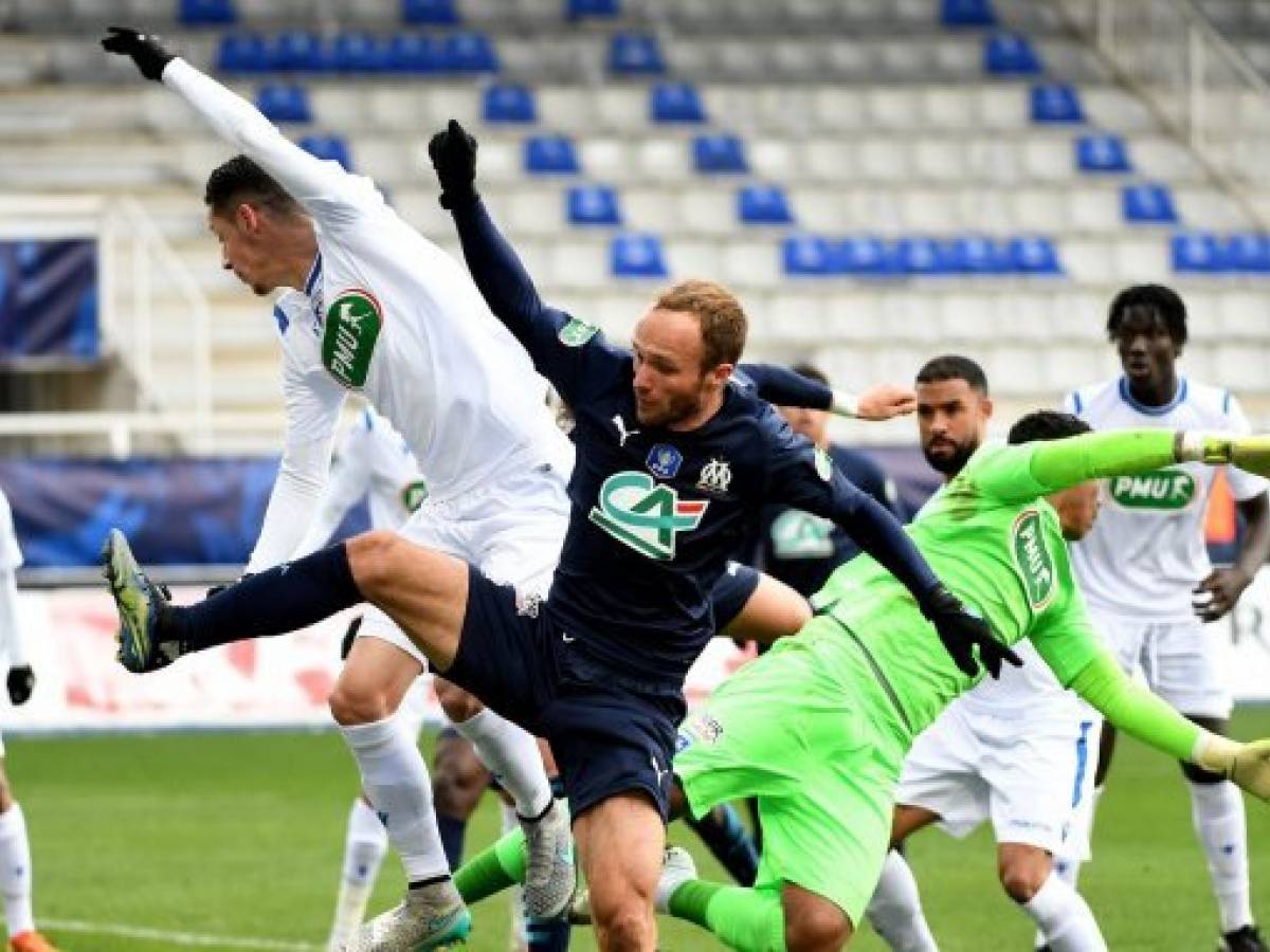 Fanion Coupe De France 2021 - AJA Auxerre / Olympique De Marseille - Clubs Français