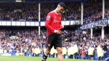 Fernando Santos laisse Ronaldo décider de son avenir 