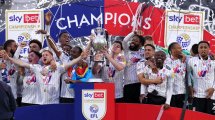 Championship : Fulham sacré champion après son carton contre Luton, Aleksandar Mitrovic dans l'histoire