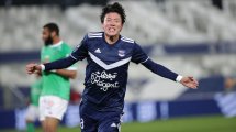 Hwang Ui-jo quitte Bordeaux pour l'Olympiacos