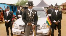 Benjamin Aidoo, leader des Coffin Dancers : « je rêve de conduire Ronaldinho jusqu’à sa dernière demeure »