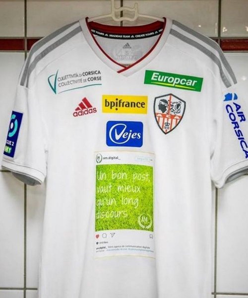 Le dernier maillot inédit de l'AC Ajaccio