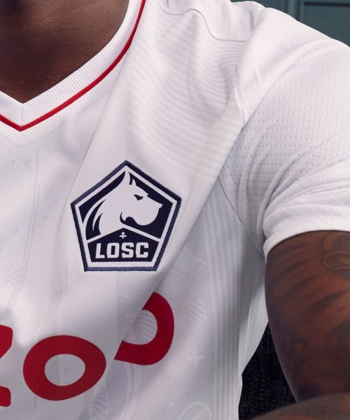 Le nouveau maillot extérieur 2022-2023 du LOSC conçu par New Balance