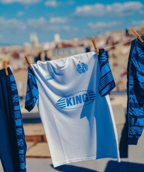 L'OM dévoile son maillot de Champions League avec Puma ! - footpack.