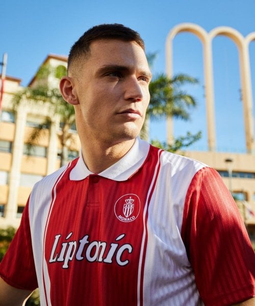 La réédition du maillot 1996-1997 de l'AS Monaco