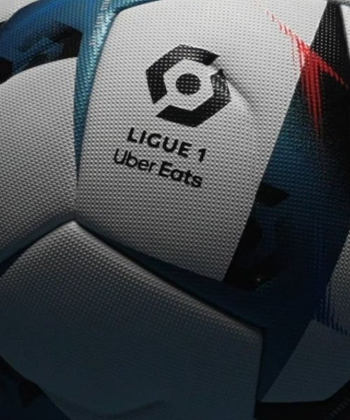 Football. Adidas présente le ballon de la phase finale de la Ligue des  Champions