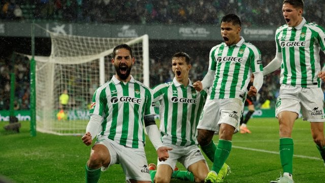 Isco Alarcón con el Real Betis