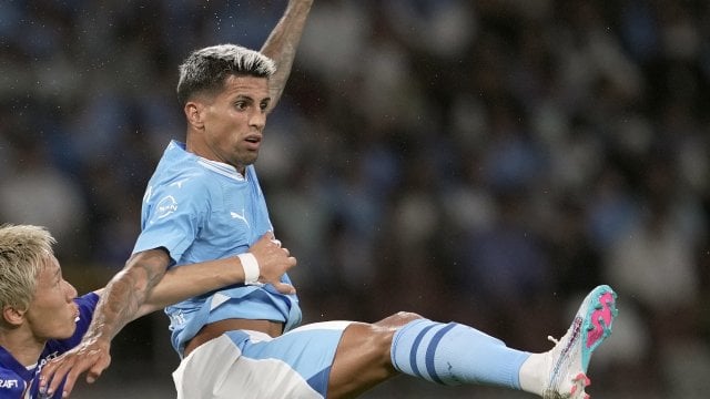 Joao Cancelo avec le maillot de Manchester City