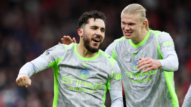 Rayan Cherki, passeur et buteur avec Manchester City