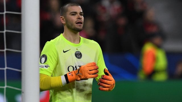 Lucas Chevalier avec le PSG