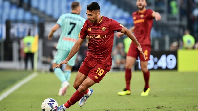 Zeki Celik sous les couleurs de l'AS Rome 