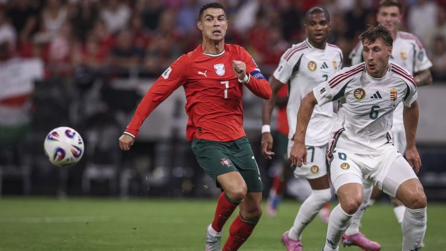 Cristiano Ronaldo face à la Hongrie