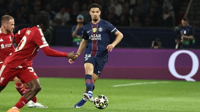 Warren Zaire-Emery avec le PSG