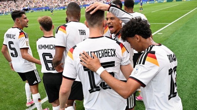 l'Allemagne déroule 